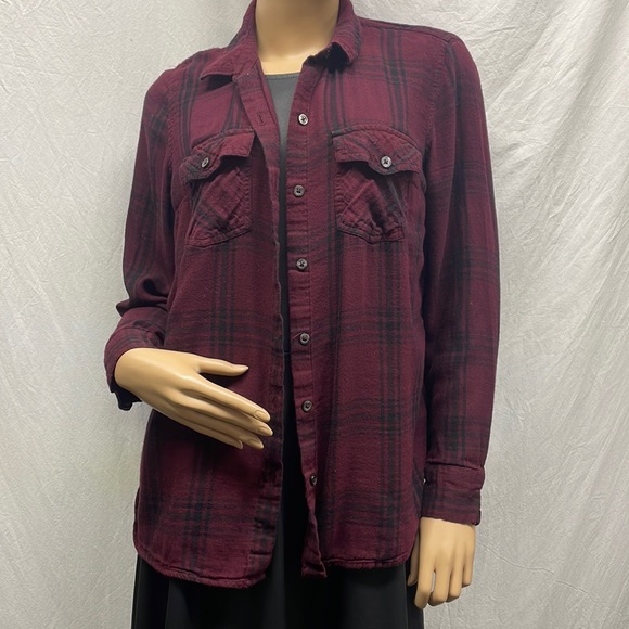 Jessica Simpson Burgundy & Black Plaid Button Down Shirt - Picture 1 of 5